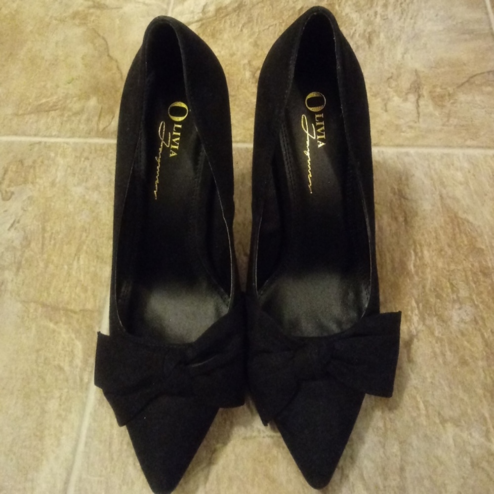 Black high heels - Picture 3 of 5
